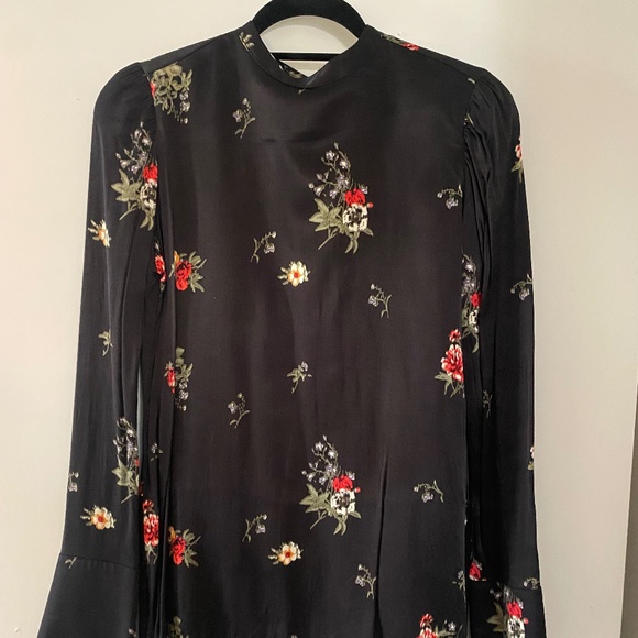 Something Navy Silky Floral Blouse - Picture 1 of 4